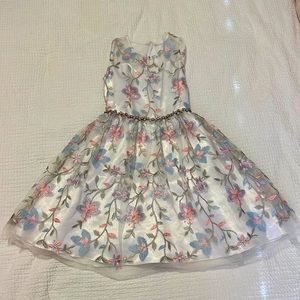 Girls Special Occasion Dress Size 8